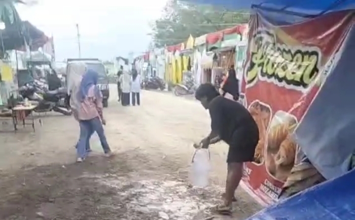 Hari Kedua MTQ ke-54 Kabupaten Kampar, Pedagang UMKM Kembali Keluhkan Debu yang Semakin Parah