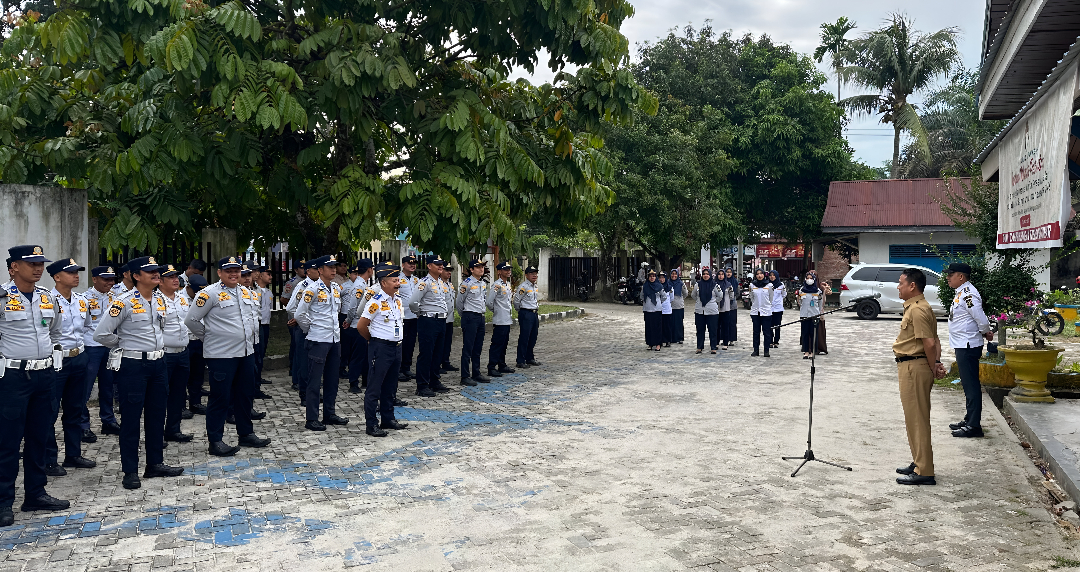 Sekda Kampar Hambali Pimpin Apel di Dishub: Tekankan Disiplin dan Kinerja ASN