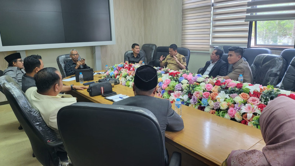 Komisi I DPRD Kampar Panggil Sekda Hambali, Bongkar Isu Sekolah Rakyat hingga Tunda Bayar