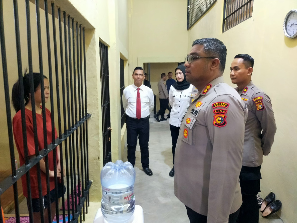 Tunjukkan Sisi Humanis, Kapolres Kampar Cek Langsung Kondisi Tahanan di Rutan