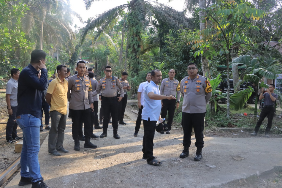 Jelang HUT Kampar ke-76, Kades Lubuk Agung Apresiasi Pembangunan Jembatan Merah Putih Presisi oleh Kepolisian