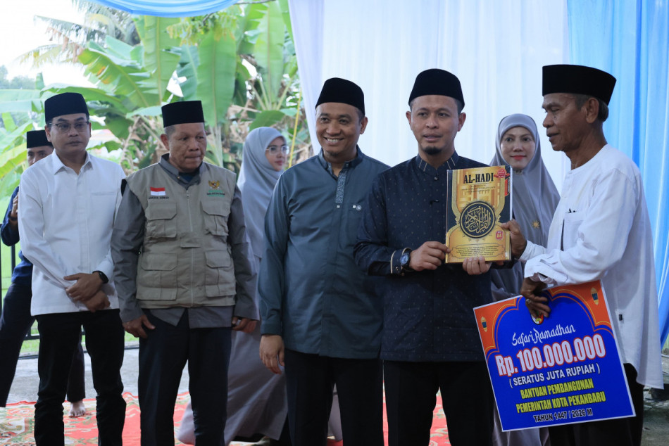 Agung Nugroho Paparkan Capaian Setahun Pimpin Pekanbaru Saat Safari Ramadan di Rumbai