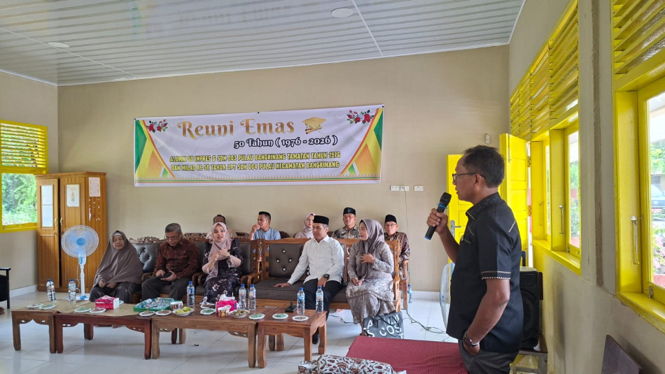 Hadiri Milad ke-50 SDN 004 Pulau, Disdikpora Kampar Dorong Sinergi Alumni dan Sekolah untuk Majukan Pendidikan