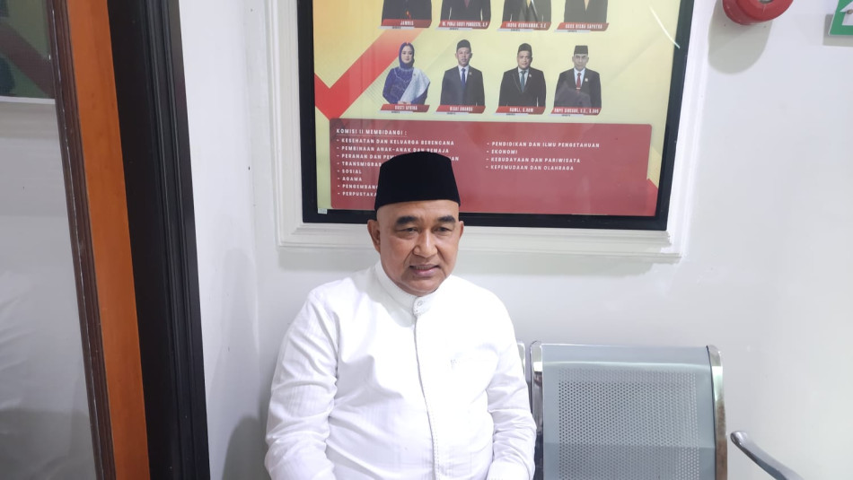 Ketua Komisi II DPRD Kampar Desak Percepatan Perizinan UPT Puskesmas Lipat Kain agar Segera Beroperasi Penuh