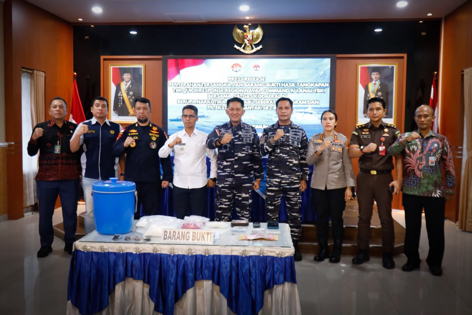 Gagalkan Penyelundupan Narkoba dari Malaysia, TNI AL dan Lanal Karimun Amankan Sabu dan Ekstasi Senilai Rp1,9 Miliar