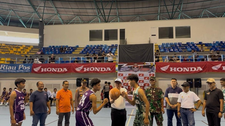 Mewakili Bupati Kampar, Kadis Kominfo Buka Riau Pos HSBL 2026 Seri Bangkinang