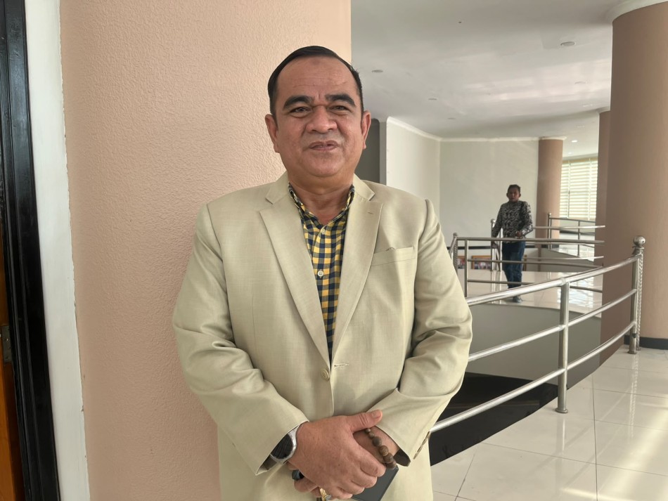 Pantun Pedas Joni Piter di Paripurna: Bupati Jago Slogan, Sekda dan Plt Sekwan Sulit Berkomunikasi