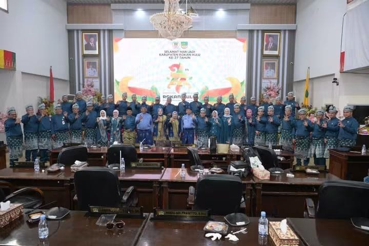 Paripurna HUT ke-27 Rohul, DPRD Tekankan Sinergi dan Kesejahteraan Masyarakat