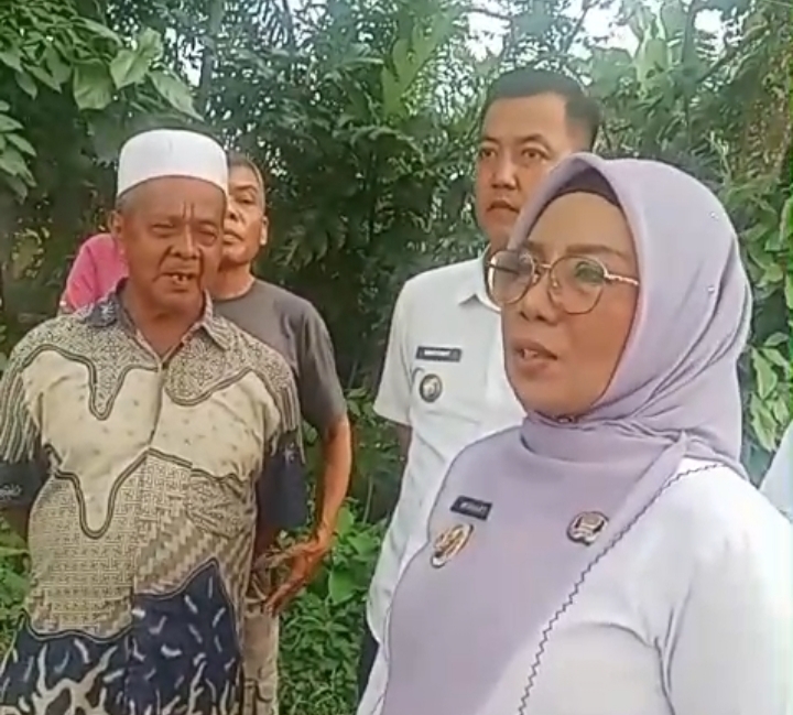 Cegah Longsor Meluas, Misharti Tinjau Turap Penyesawan dan Siapkan Langkah Penanganan