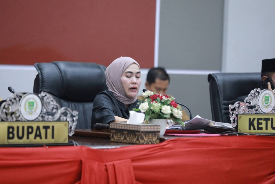 DPRD Rohul Gelar Paripurna, Jawaban Pemda atas Pandangan Fraksi Terkait Tiga Ranperda