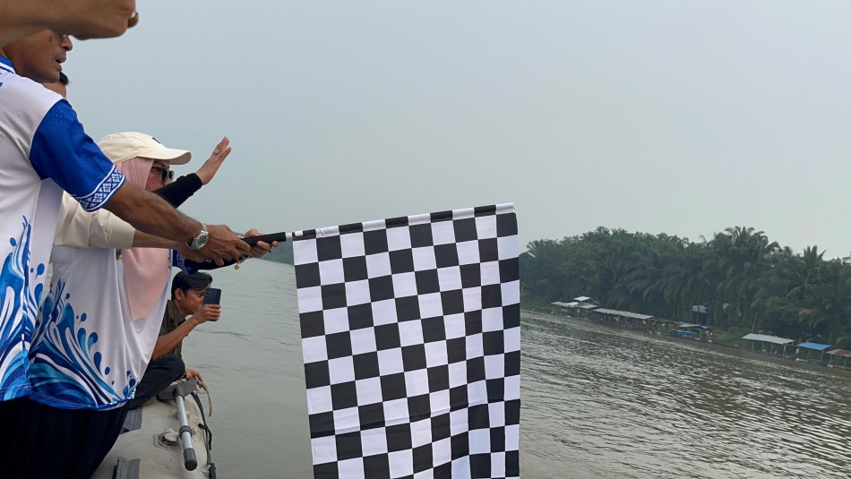 Misharti Bidik Pacu Sampan Buluh Cina Masuk Kalender Budaya Kampar hingga Nasional