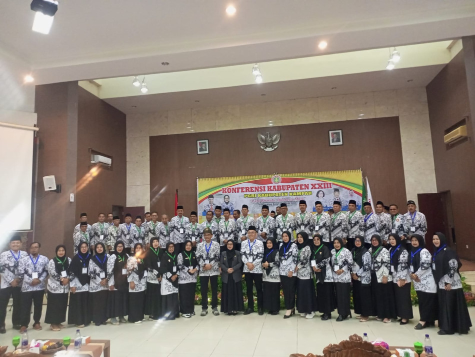 Konferensi XIII PGRI Kabupaten Kampar, Perkuat Peran Guru untuk Wujudkan Guru Bermutu Indonesia Maju